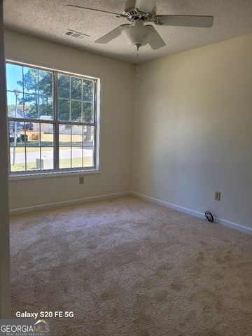 113 Woodridge Circle, Lagrange, GA 30241