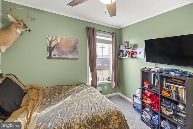 232 HILLTOP RD, Gardners, PA 17324