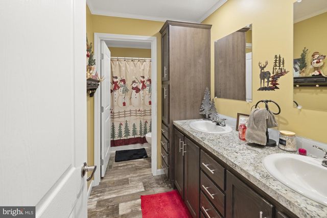 232 HILLTOP RD, Gardners, PA 17324