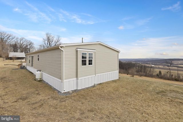 232 HILLTOP RD, Gardners, PA 17324
