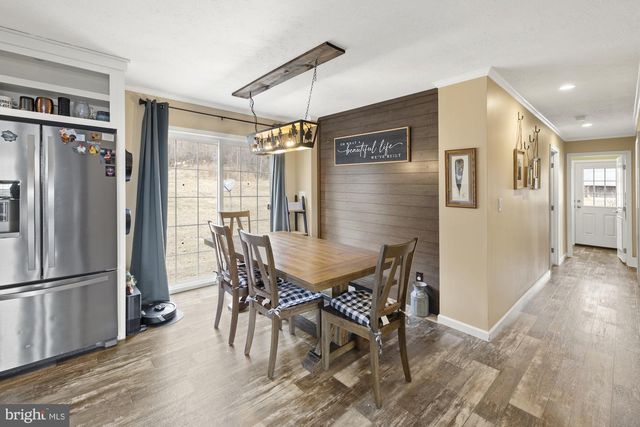 232 HILLTOP RD, Gardners, PA 17324