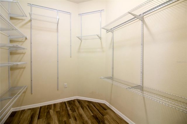 811 KRENSON WOODS LANE, Lakeland, FL 33813