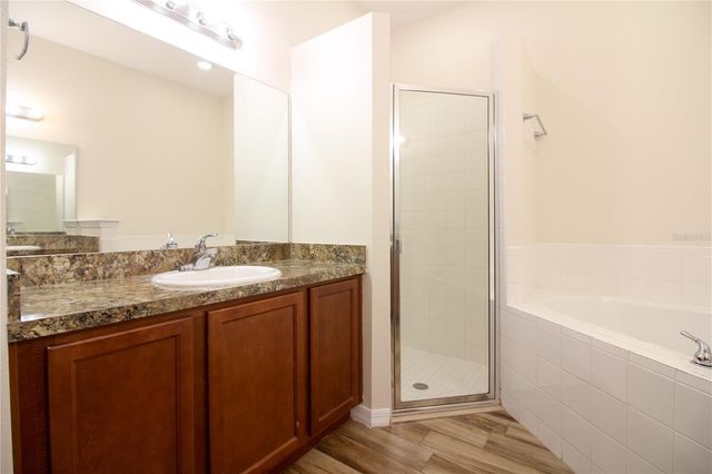 811 KRENSON WOODS LANE, Lakeland, FL 33813