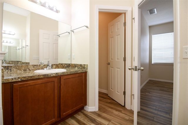 811 KRENSON WOODS LANE, Lakeland, FL 33813