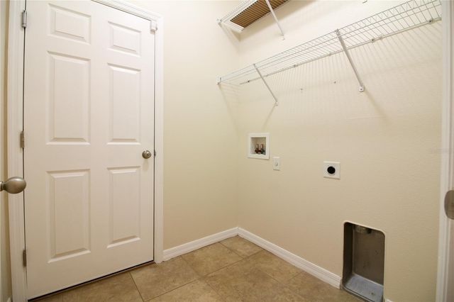 811 KRENSON WOODS LANE, Lakeland, FL 33813