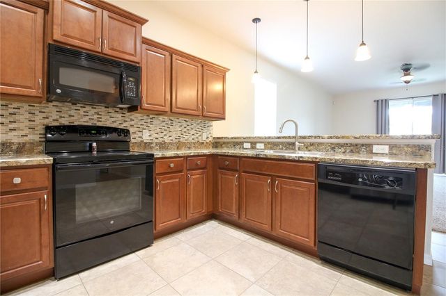 811 KRENSON WOODS LANE, Lakeland, FL 33813