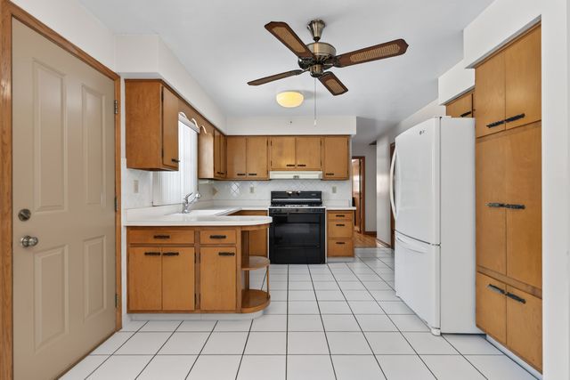 3507 Packard Parkway, Rockford, IL 61101