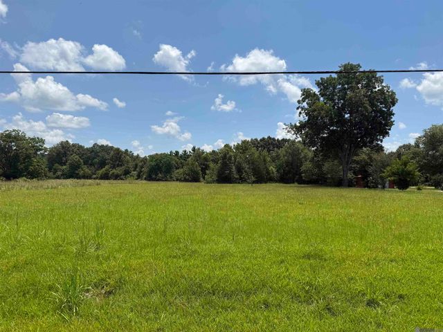 15762 Blackwater Rd, Zachary, LA 70791