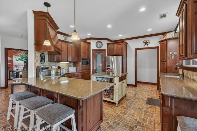 2906 Koller Trail, Van Buren, AR 72956
