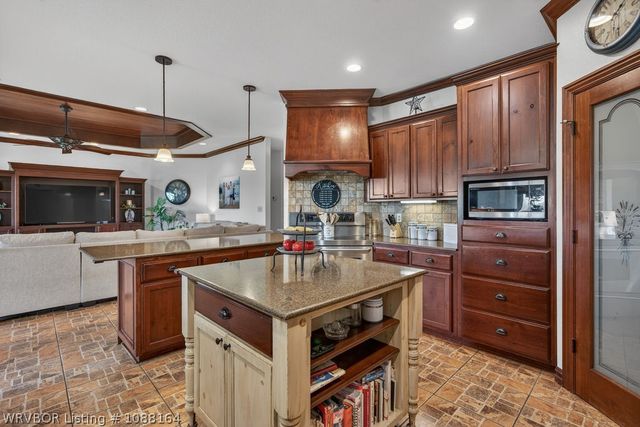 2906 Koller Trail, Van Buren, AR 72956