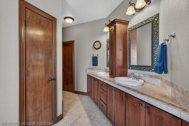 2906 Koller Trail, Van Buren, AR 72956
