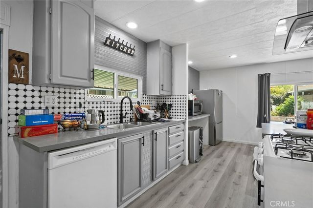 45055 E Florida Avenue 86, Hemet, CA 92544