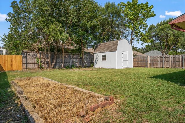 7217 Wayfarer Trail, Fort Worth, TX 76137