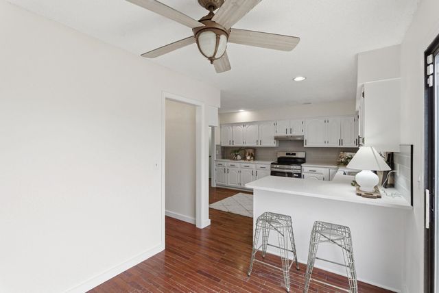 2225 S Capri Ln, Wichita, KS 67207