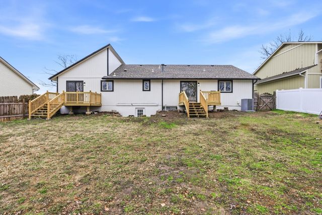 2225 S Capri Ln, Wichita, KS 67207