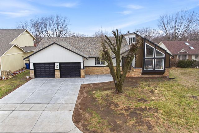 2225 S Capri Ln, Wichita, KS 67207