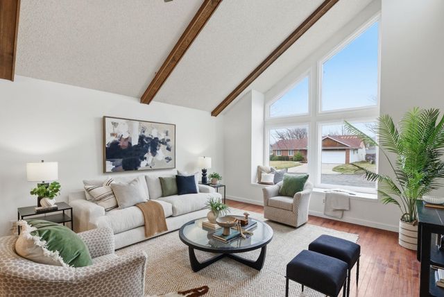 2225 S Capri Ln, Wichita, KS 67207