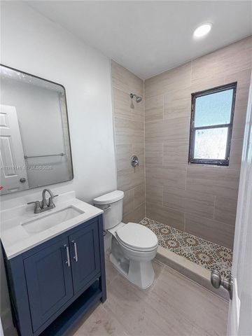 5245 SW 98th Ct, Miami, FL 33165