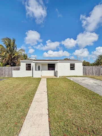 5245 SW 98th Ct, Miami, FL 33165