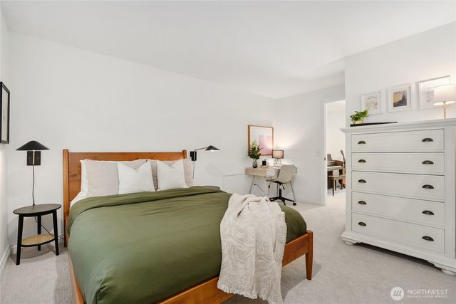 2726 209th Avenue NE, Sammamish, WA 98074