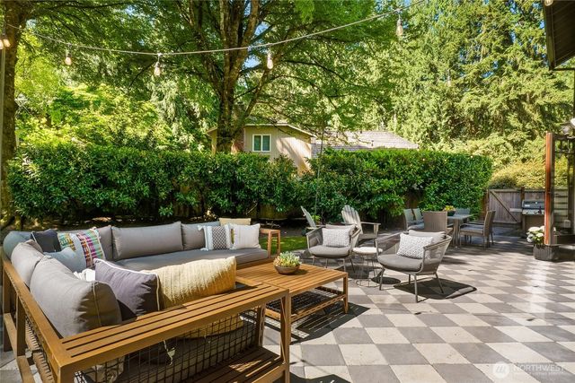 2726 209th Avenue NE, Sammamish, WA 98074