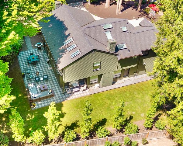 2726 209th Avenue NE, Sammamish, WA 98074