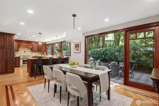 2726 209th Avenue NE, Sammamish, WA 98074