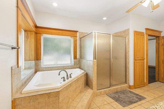 6373 Hidden Oaks Drive, Quinlan, TX 75474