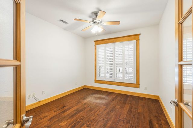 6373 Hidden Oaks Drive, Quinlan, TX 75474
