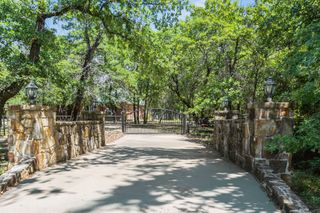 6373 Hidden Oaks Drive, Quinlan, TX 75474