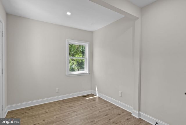 1105 SUNSET DR, Somerdale, NJ 08083