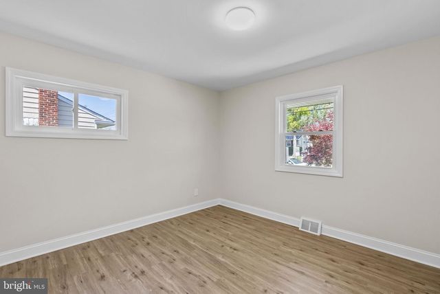 1105 SUNSET DR, Somerdale, NJ 08083