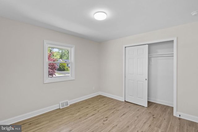 1105 SUNSET DR, Somerdale, NJ 08083