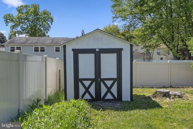 1105 SUNSET DR, Somerdale, NJ 08083