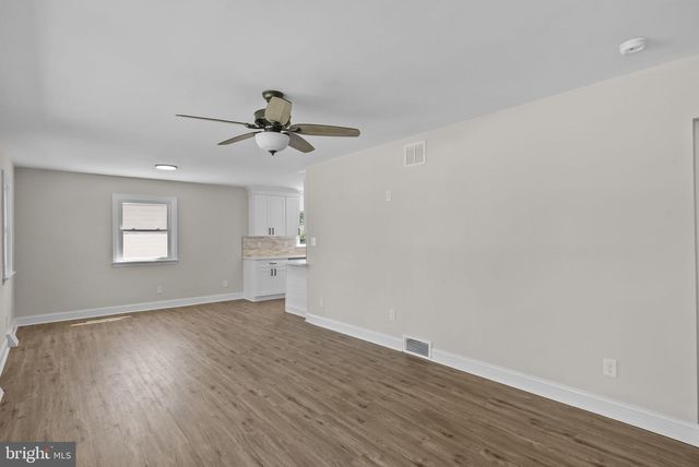1105 SUNSET DR, Somerdale, NJ 08083