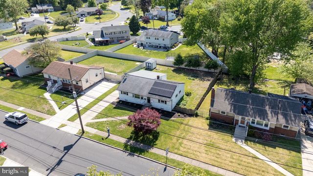 1105 SUNSET DR, Somerdale, NJ 08083
