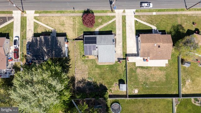 1105 SUNSET DR, Somerdale, NJ 08083