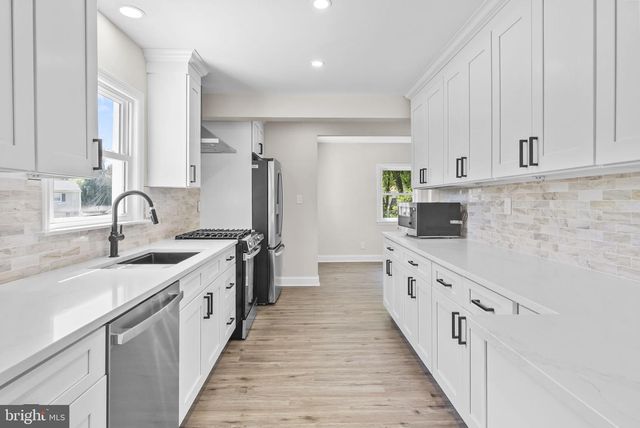 1105 SUNSET DR, Somerdale, NJ 08083