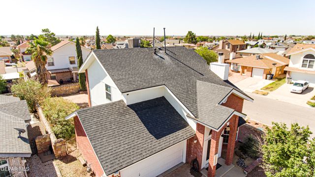 11000 Thatcher Pond Lane, El Paso, TX 79934