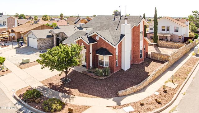 11000 Thatcher Pond Lane, El Paso, TX 79934