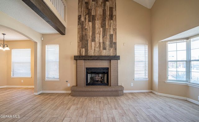 11000 Thatcher Pond Lane, El Paso, TX 79934