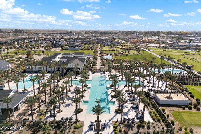 10694 N McKinney Street, Surprise, AZ 85388