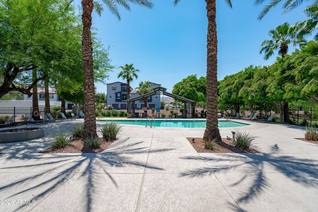 2304 E HIDALGO Avenue, Phoenix, AZ 85040