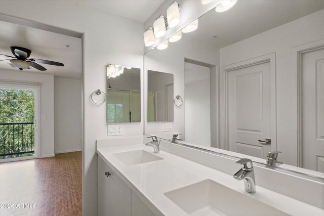 2304 E HIDALGO Avenue, Phoenix, AZ 85040