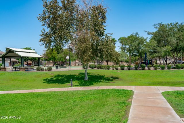 2304 E HIDALGO Avenue, Phoenix, AZ 85040