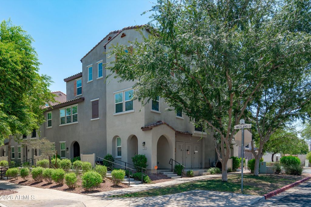 2304 E HIDALGO Avenue, Phoenix, AZ 85040