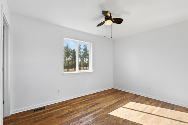 9107 W Pirates Ct, Spokane, WA 99224