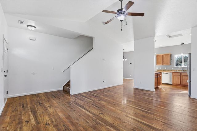 9107 W Pirates Ct, Spokane, WA 99224