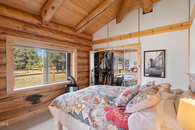 17299 White Oak Place, Bend, OR 97707