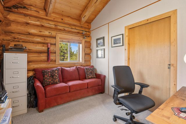 17299 White Oak Place, Bend, OR 97707